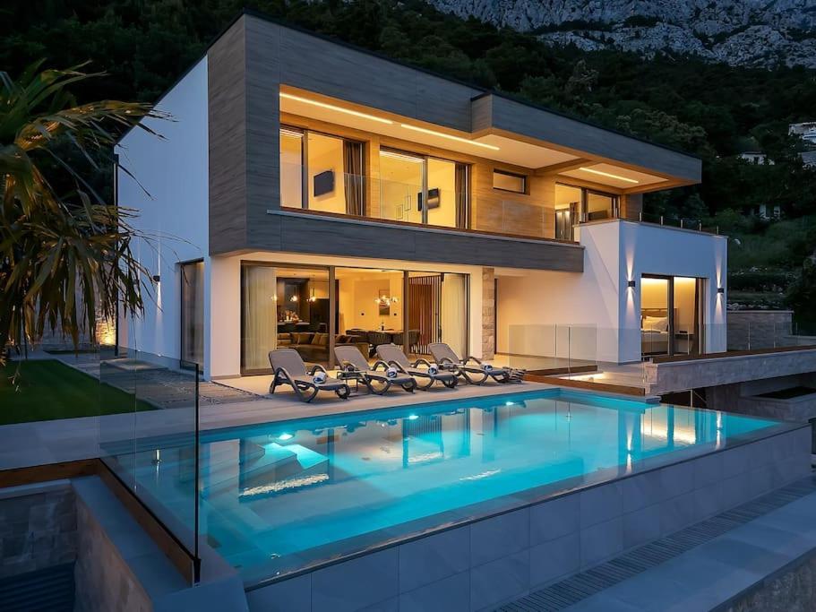 Villa Marta - Luxury Villa Baška Voda Exterior foto